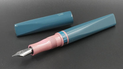 Prospector - Medium - SEM Achat blue & Nikko pink ebonites - Jowo #6 nib