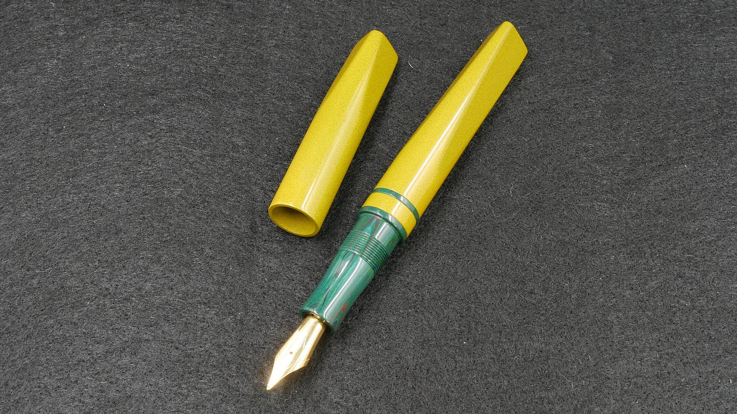 Prospector - Small - Nikko solid yellow and green ripple ebonite - Jowo #6 nib