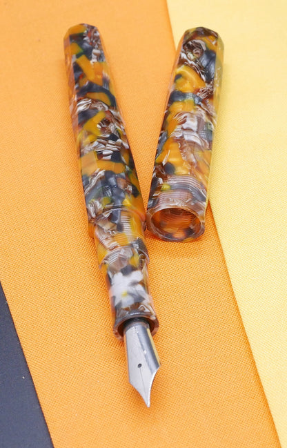 Quapaw - Small - Cellulose Acetate brown and orange - Bock #6