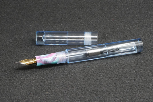 Shinobi - small - Clear blue and CORRL Creations resin section - Jowo #6 nib
