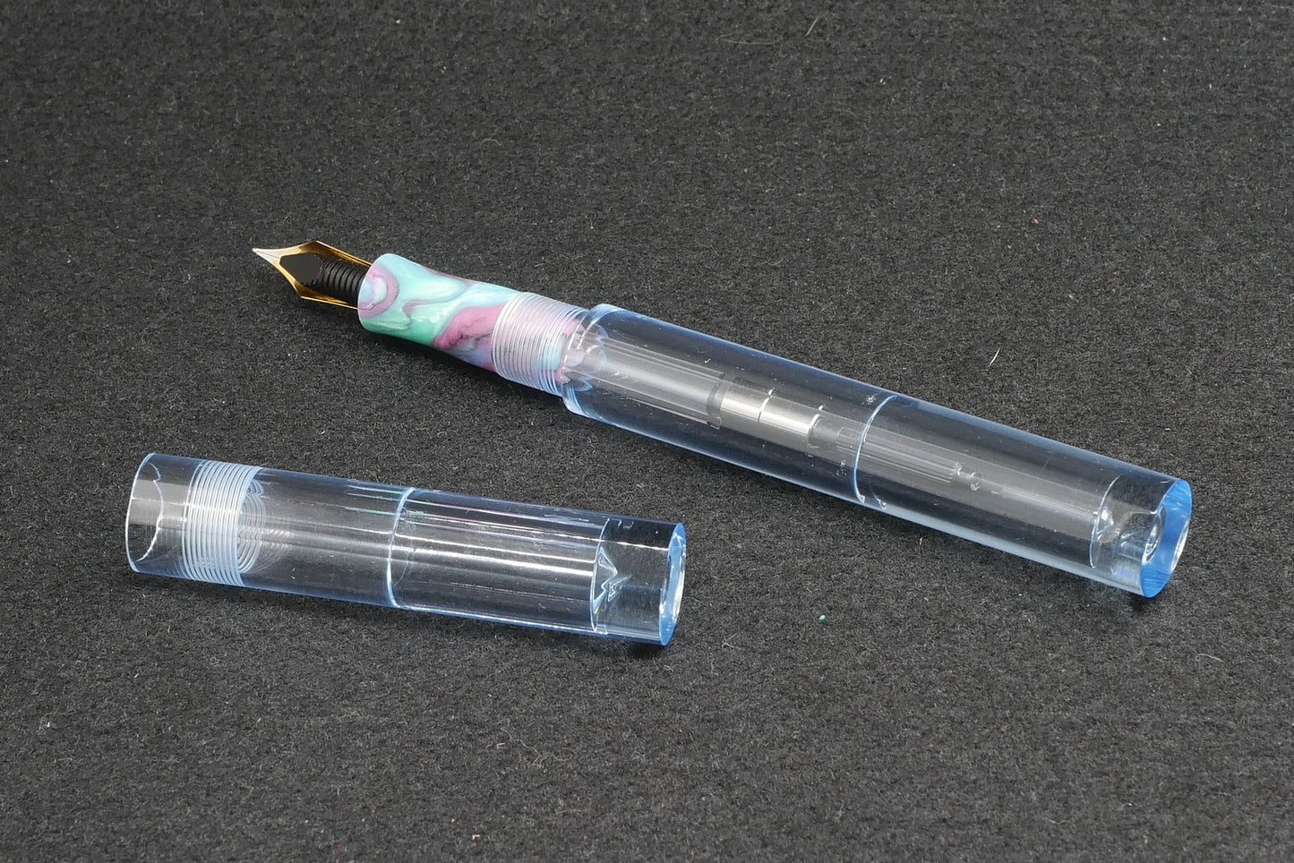 Shinobi - small - Clear blue and CORRL Creations resin section - Jowo #6 nib