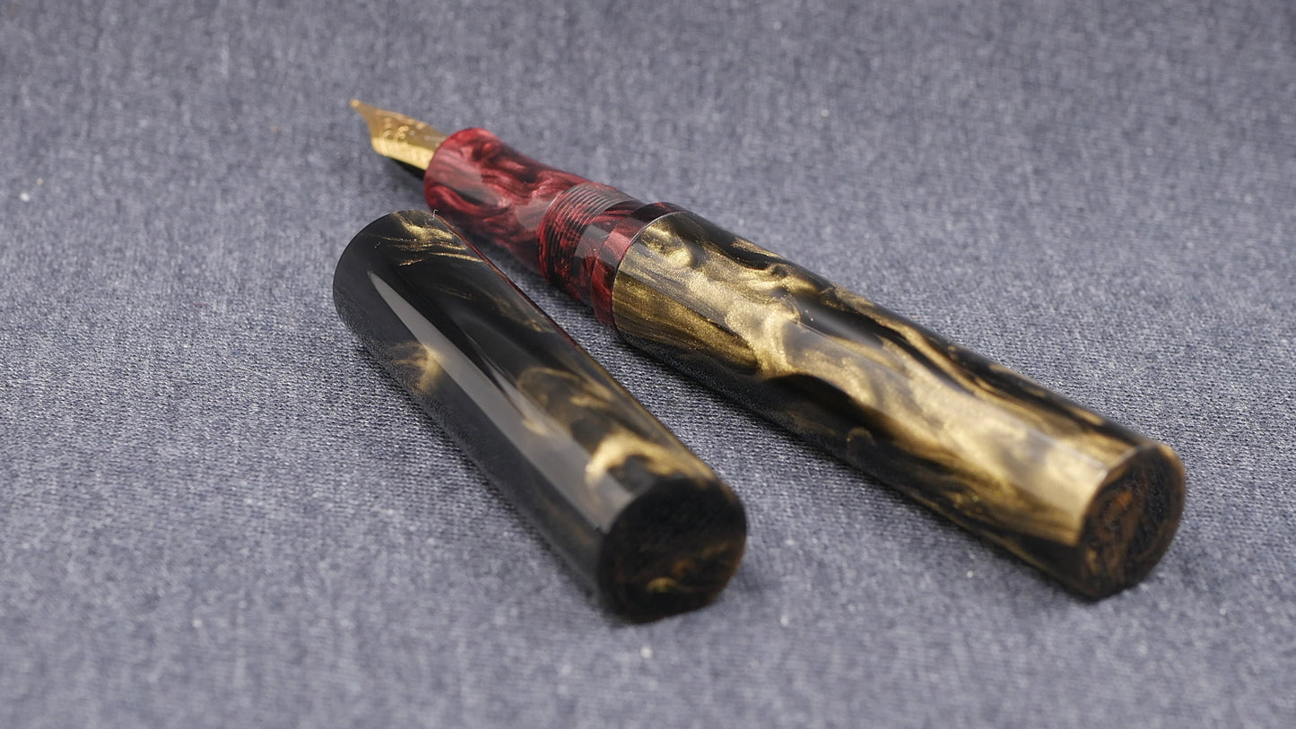 Shinobi - medium - CORRL Black Gold and Red Black resins - Jowo #6