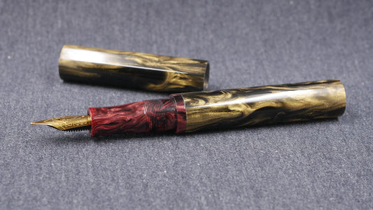 Shinobi - medium - CORRL Black Gold and Red Black resins - Jowo #6