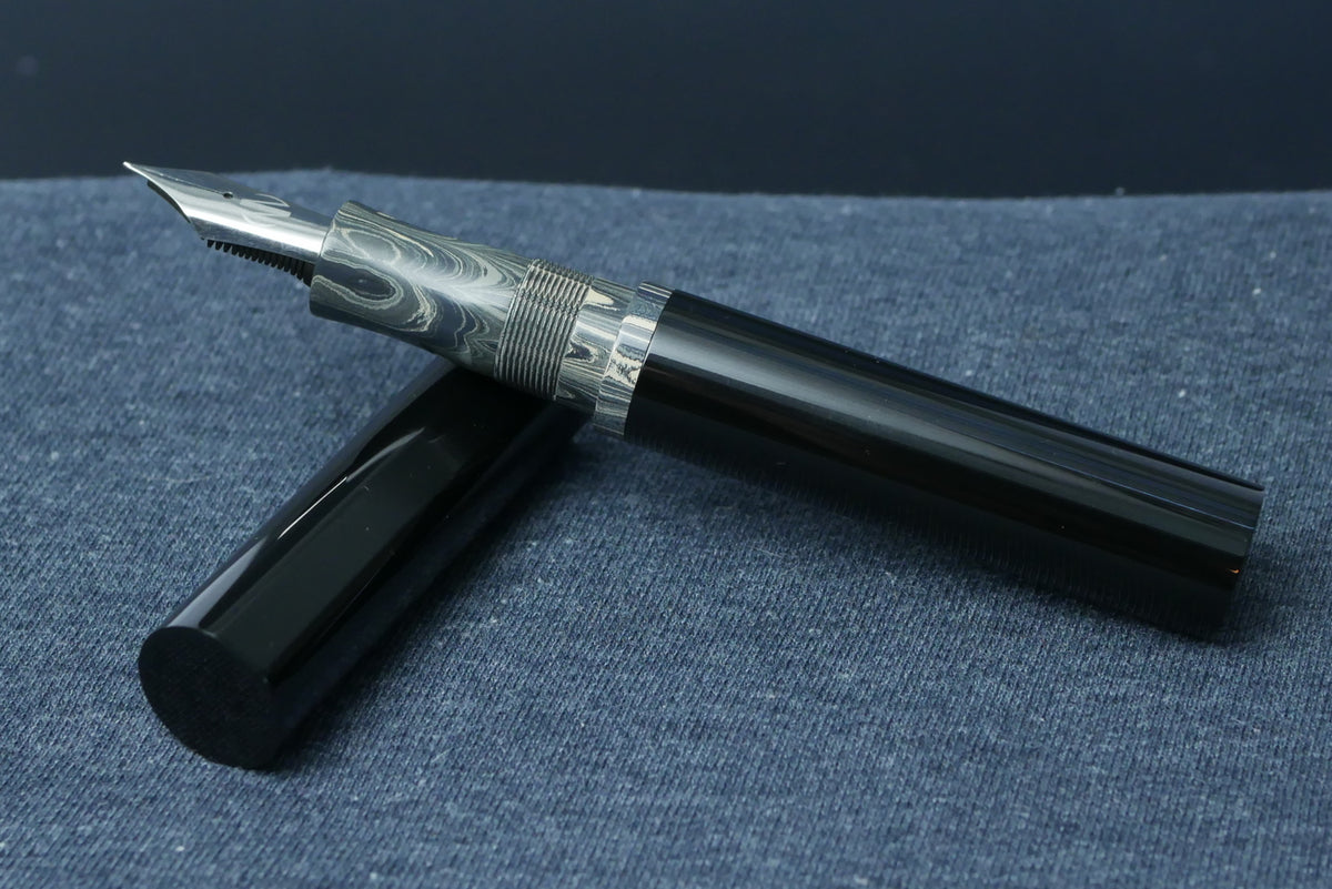 Shinobi - Large - SEM Male and Black ebonite
