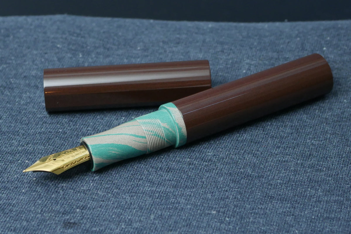 Shinobi - Large - Nikko Brown and Beige Clover ebonite