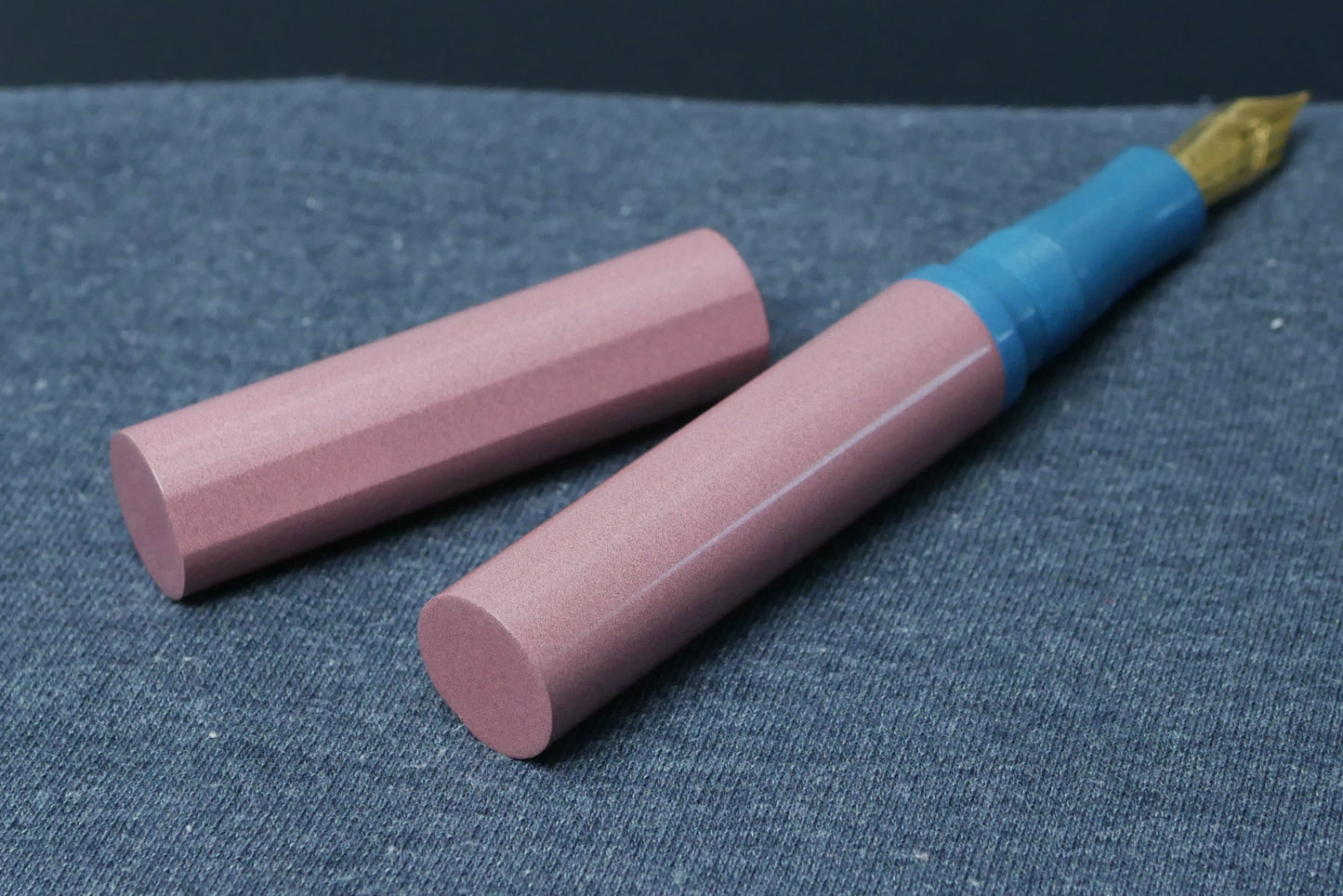 Shinobi - Large - Nikko Pink and Light Blue ebonite
