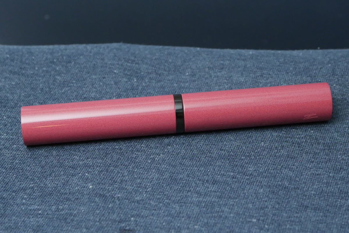 Shinobi - Large - Nikko Red and Dark Red ripple ebonite