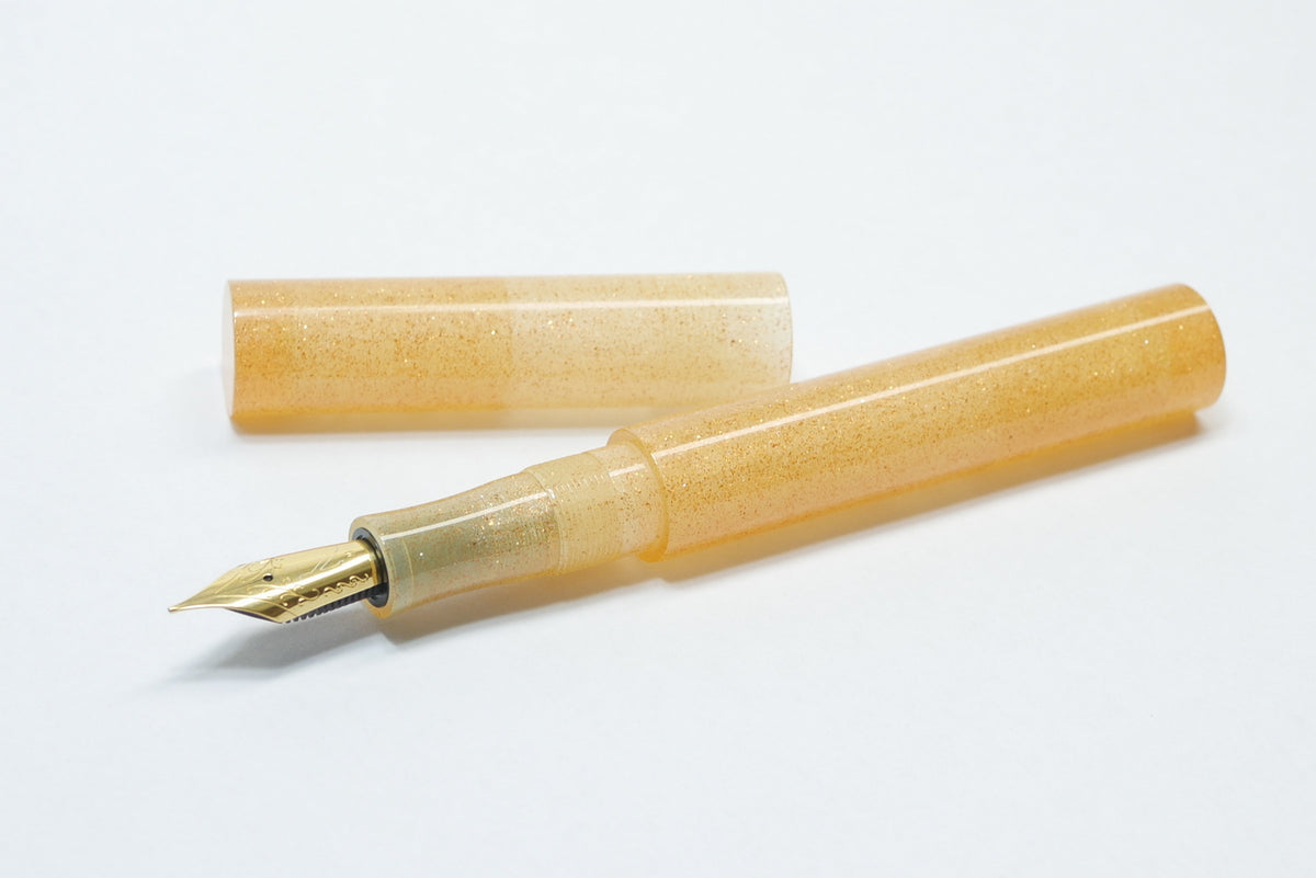 Shinobi - Small - Papa J Cloudy Peach resin