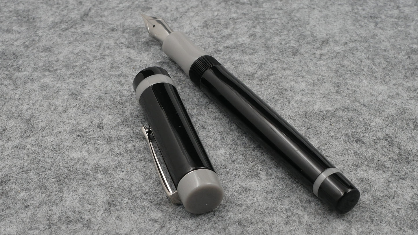 Orville - Black and Gray acrylics - clip - Jowo #6 nib