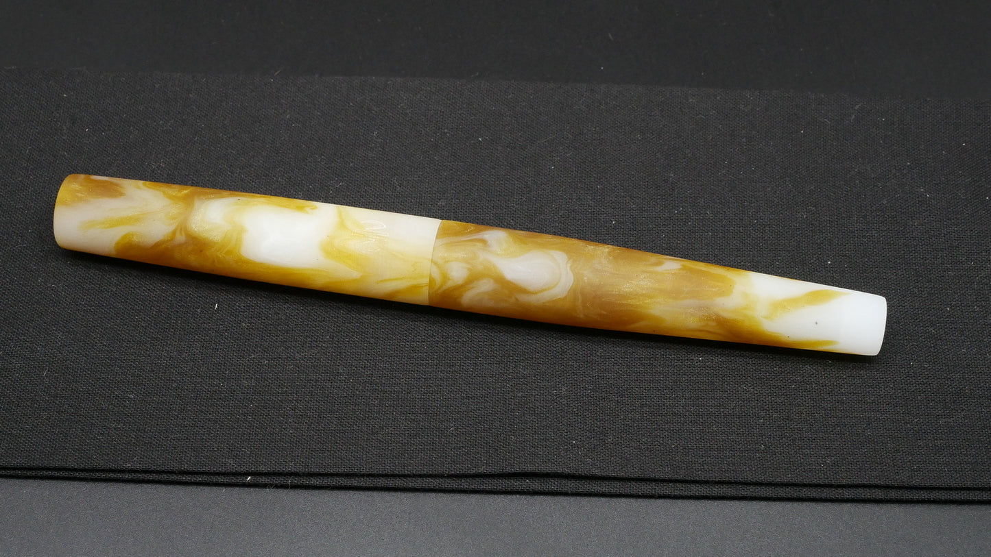 Townsend - Small – D Squared Alabaster Stone - matte - #6 nib