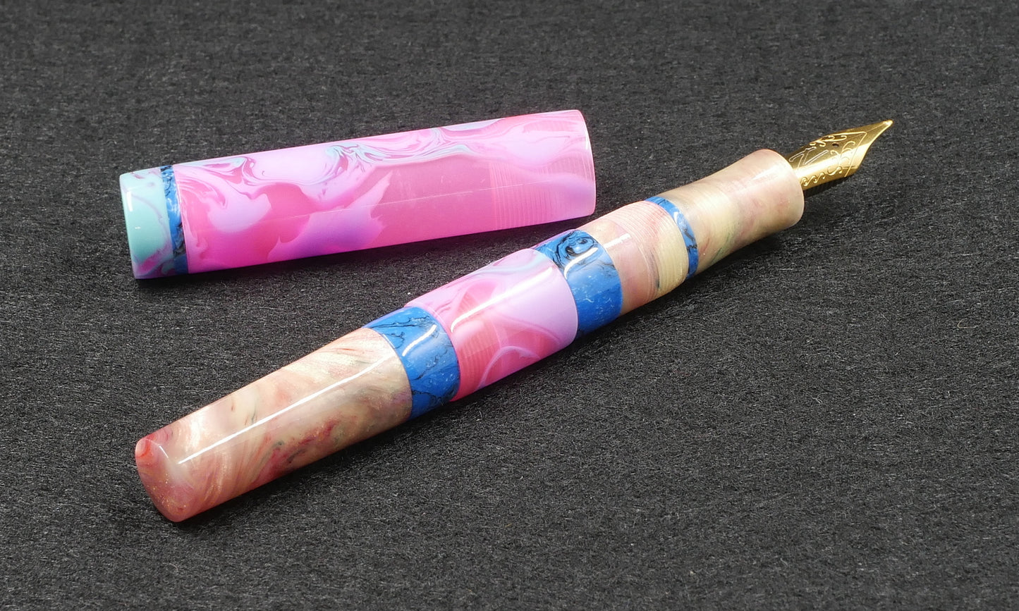 Thompson Orville - Medium - Hot Pinks Material mix resin - optional clip - #6 nib