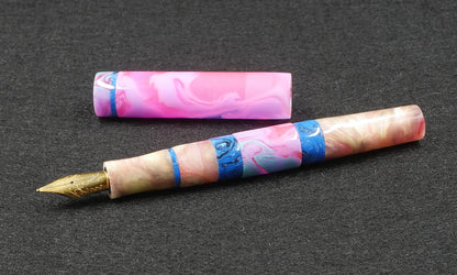 Thompson Orville - Medium - Hot Pinks Material mix resin - optional clip - #6 nib