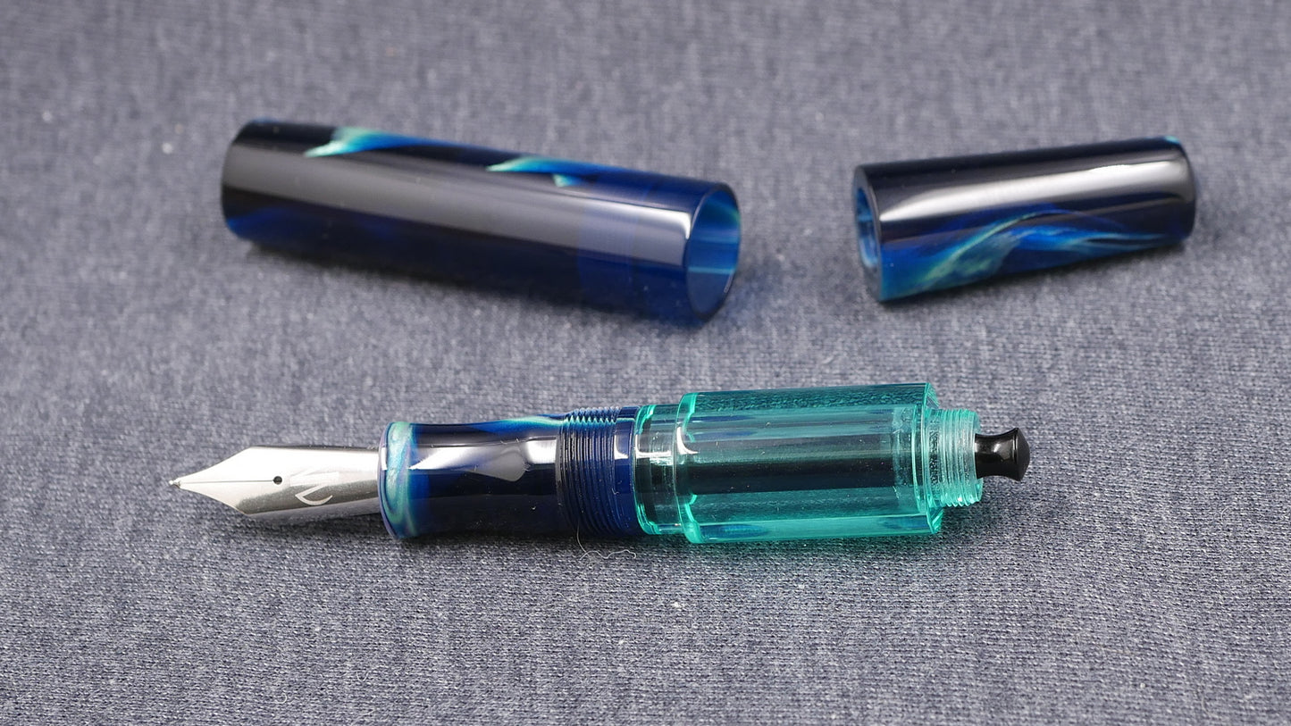 Townsend - Large – CORRL Cenote resin - syringe filler - #8 and #6 nib