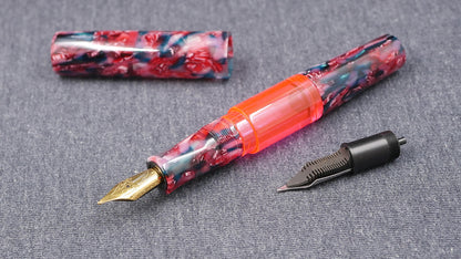 Townsend - Large - Flowery fleck cellulose acetate - syringe filler - #8 and #6 nib