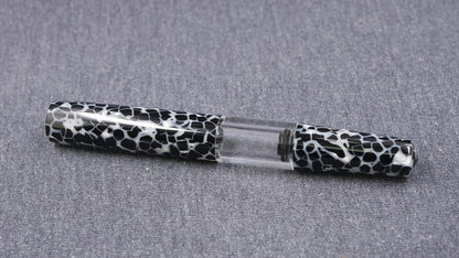 Townsend - Large – Oreo Acetate - syringe filler - #8 and #6 nib