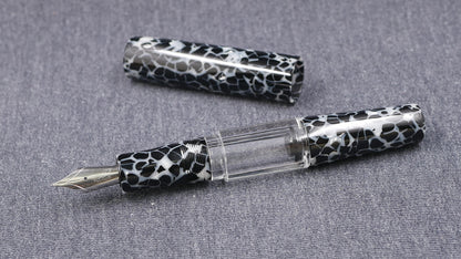 Townsend - Large – Oreo Acetate - syringe filler - #8 and #6 nib