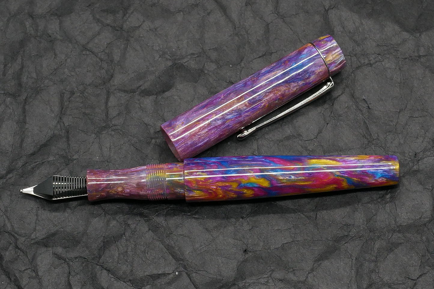 Townsend - Small – Eel & Anchor Retro 90s resin - 3 - clip - #6 nib