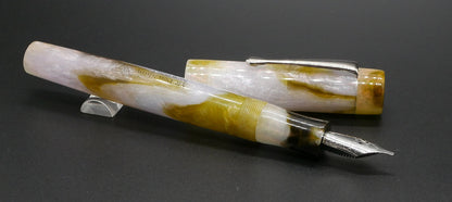 Orville Cossatot (4) -medium - D Squared Arkansas Abalone resin - clip - #6 nib