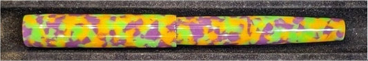 Orville - Small - Jester fleck acrylic - #6 nib -  -