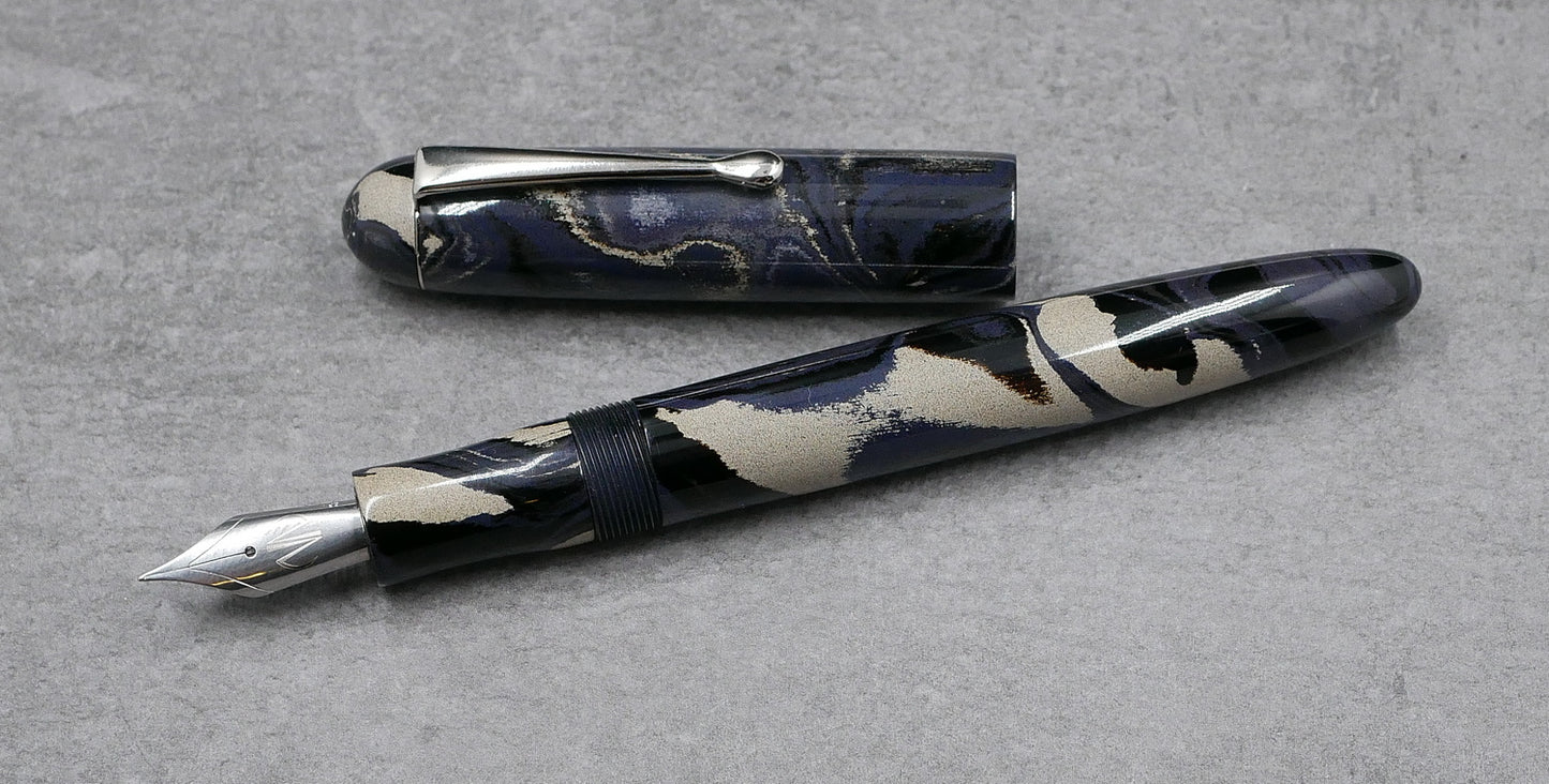 Sumpter - Medium - Nikko Purple Beige swirl ebonite - clip #6 nib