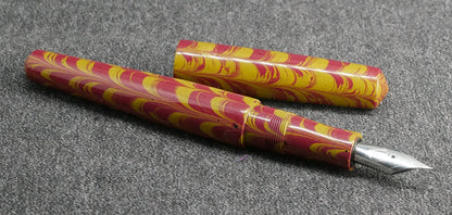 Townsend - small - Indian pink and yellow ebonite - #6 nib -